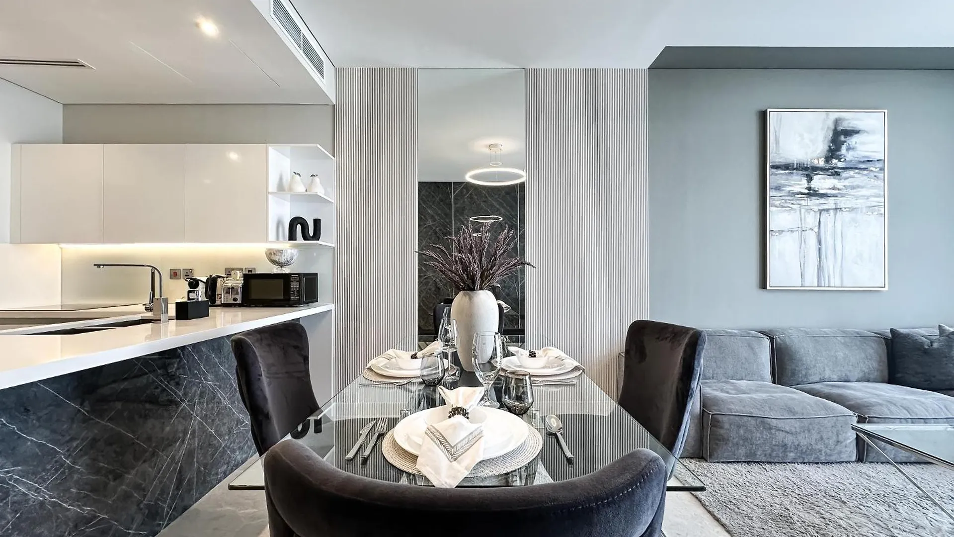 شقة Trophy-Luxurious Living W Serene Sea Blends View دبي
